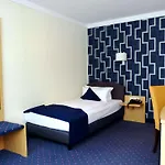 Ξενοδοχείο Trip Uebachs 4*