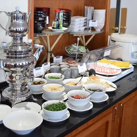 Trip Uebachs فندق 4*