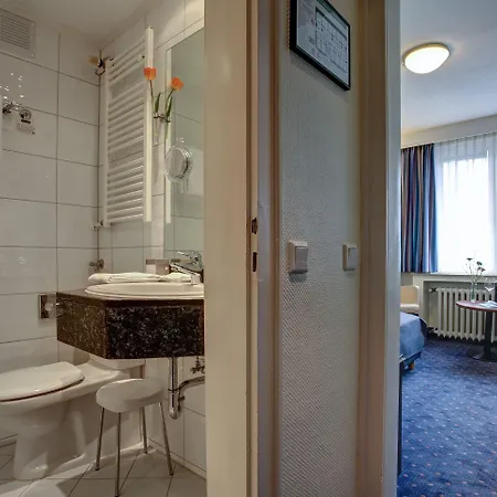 Trip Uebachs 4* Düsseldorf