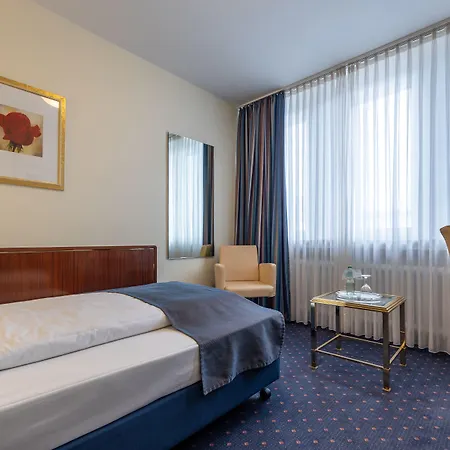 Trip Uebachs Szálloda 4*