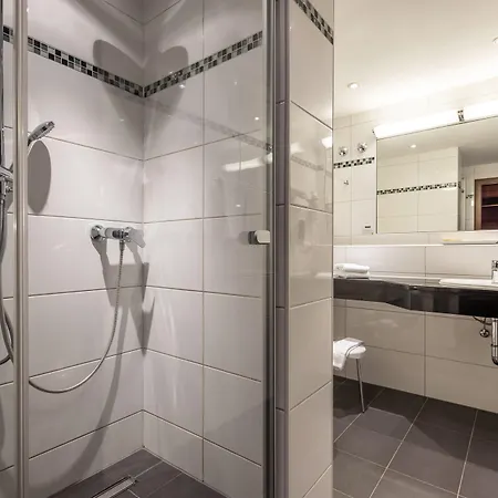 Trip Uebachs 4* Düsseldorf