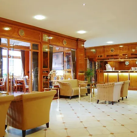 Trip Uebachs Szálloda 4*