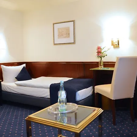 Trip Uebachs Hotel Dusseldorf