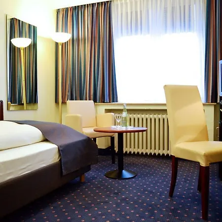 Trip Uebachs Hotel Dusseldorf